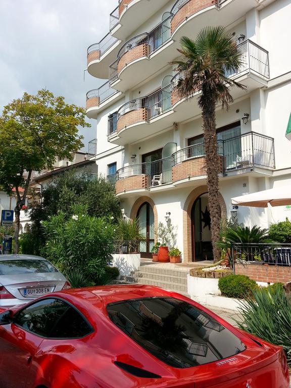 Ilios Residence Lido di Jesolo Kültér fotó